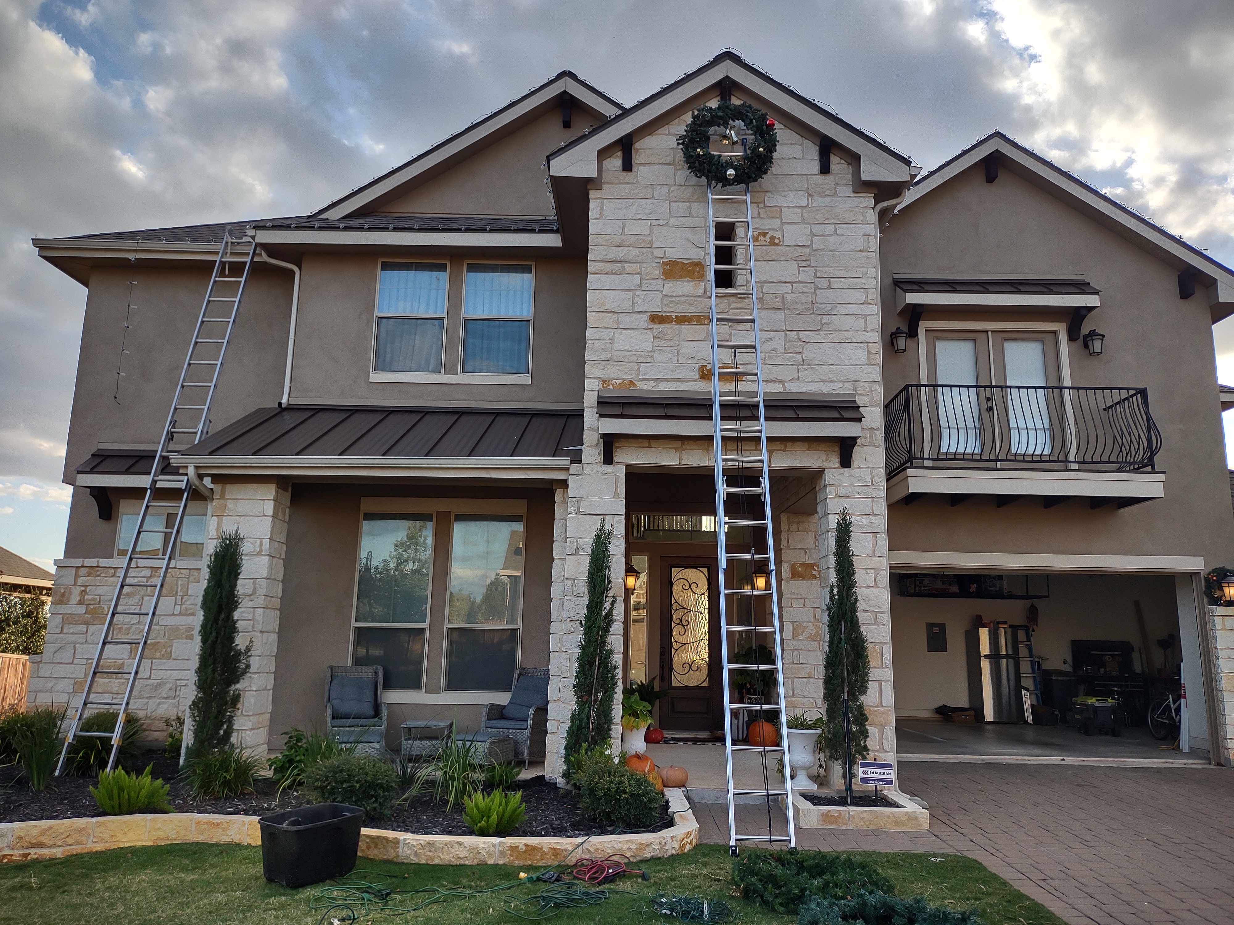 austin christmas light installation, christmas lights austin, christmas light installers, austin tx, christmas light installation